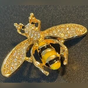 Bee Brooch pin vintage gold tone w/ clear & black rhinestones enamel paint EUC